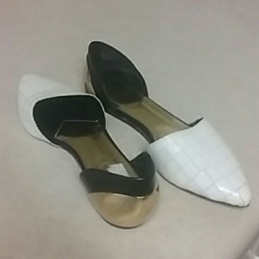 Ted Baker London flats